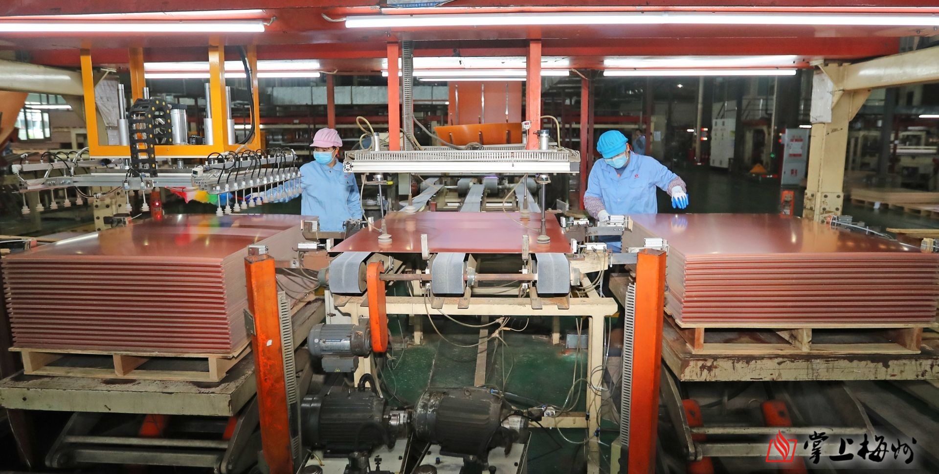 工業(yè)技改增產(chǎn)能 疫情之下“選客戶”！威利邦電子2021年產(chǎn)值突破10億元大關